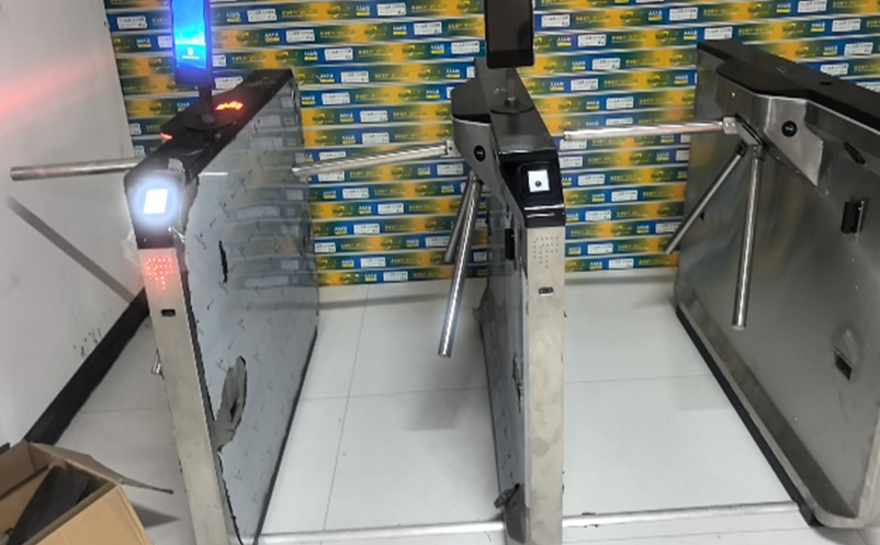 景区智能票务管理系统：用数字化工具破解“旺季拥堵”行业痛点