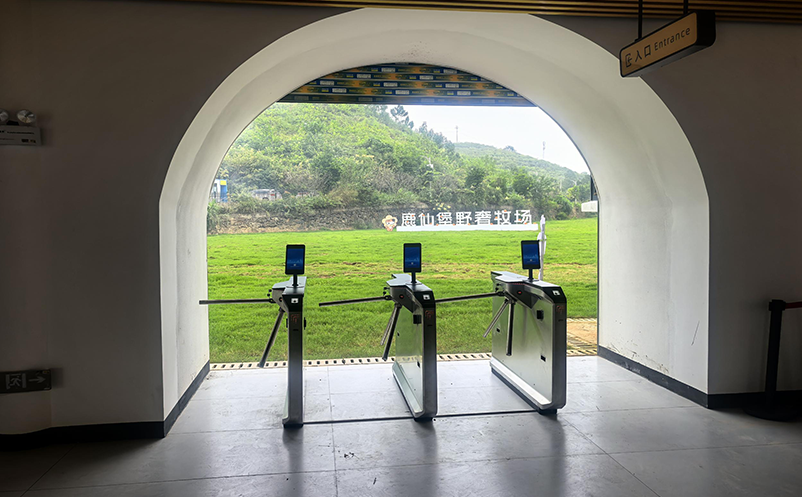 景区自动售票系统：智能化售票，让票务不再拥堵